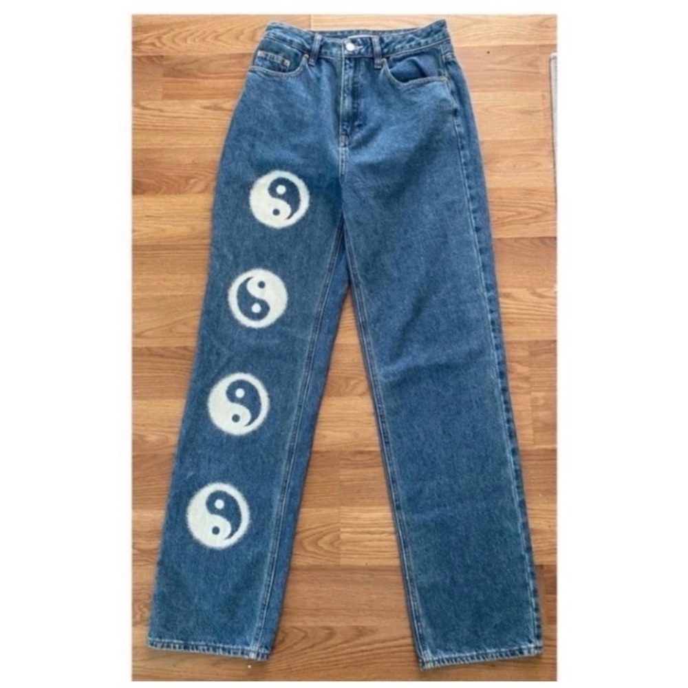 PACSUN Yin Yang 90’s Boyfriend Jeans - Picture 5 of 10